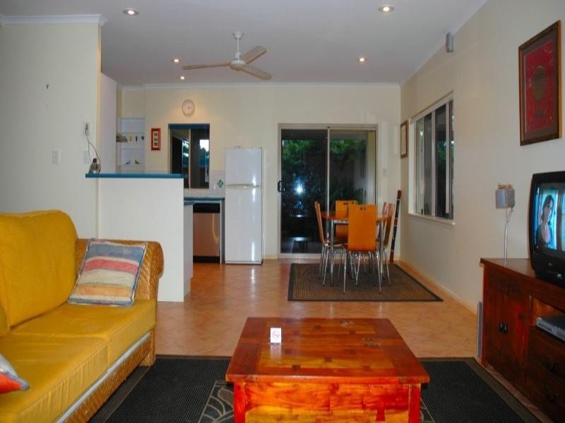 Palm Cove QLD 4879