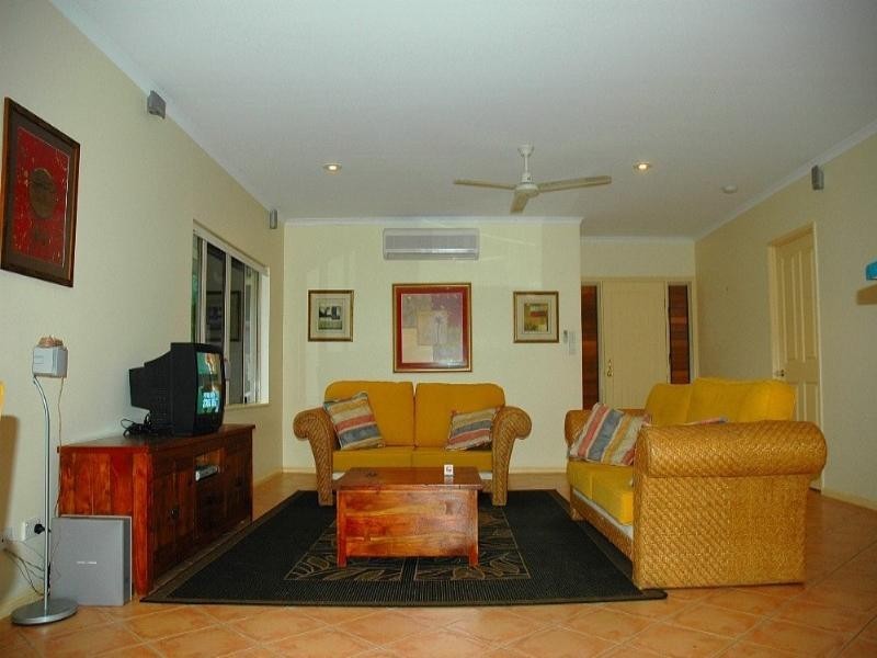 Palm Cove QLD 4879