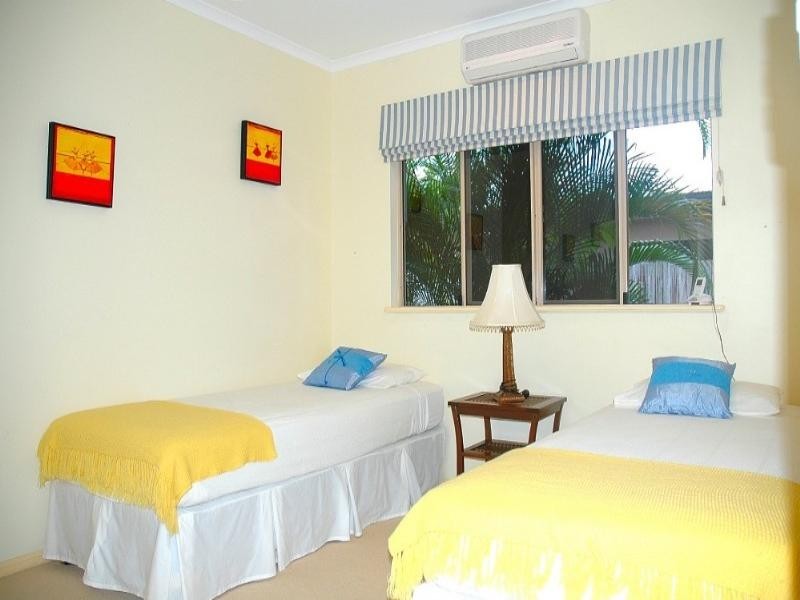 Palm Cove QLD 4879