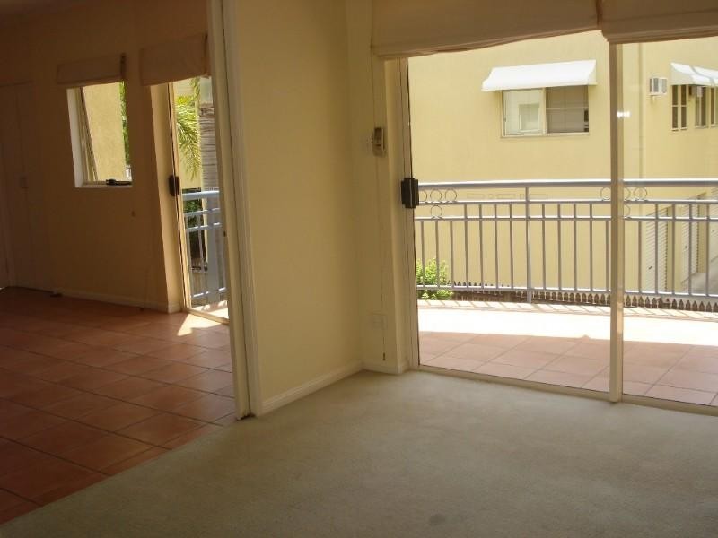 Cairns QLD 4870