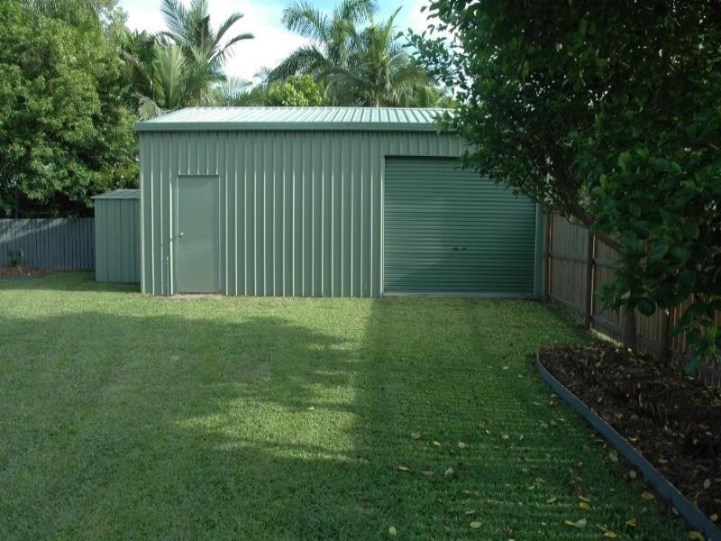 Clifton Beach QLD 4879