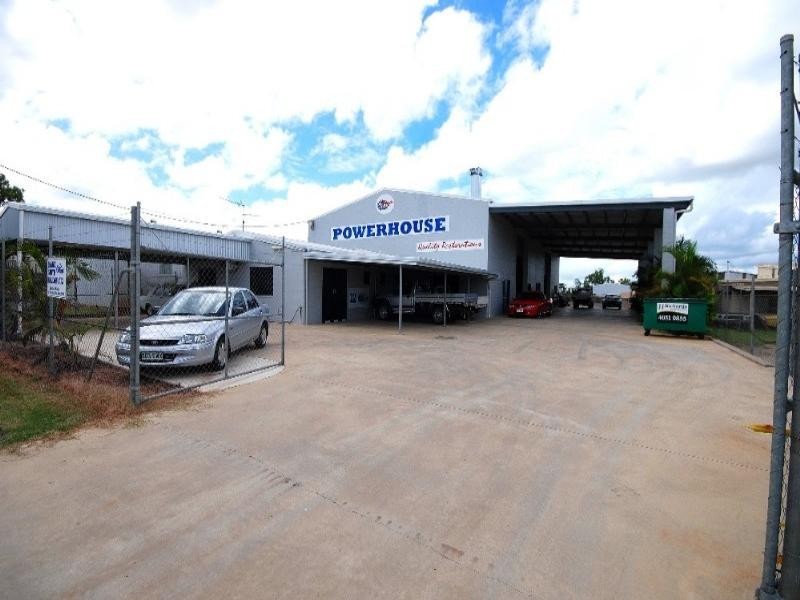 21 Reynolds Street, Mareeba QLD 4880