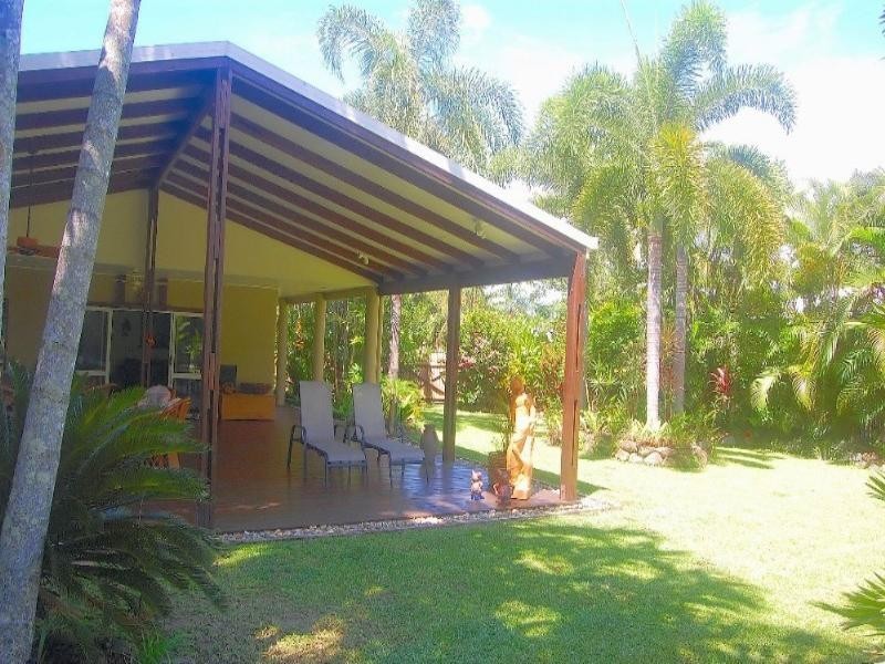 Kewarra Beach QLD 4879