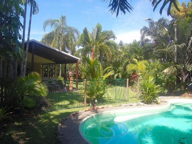 Kewarra Beach QLD 4879