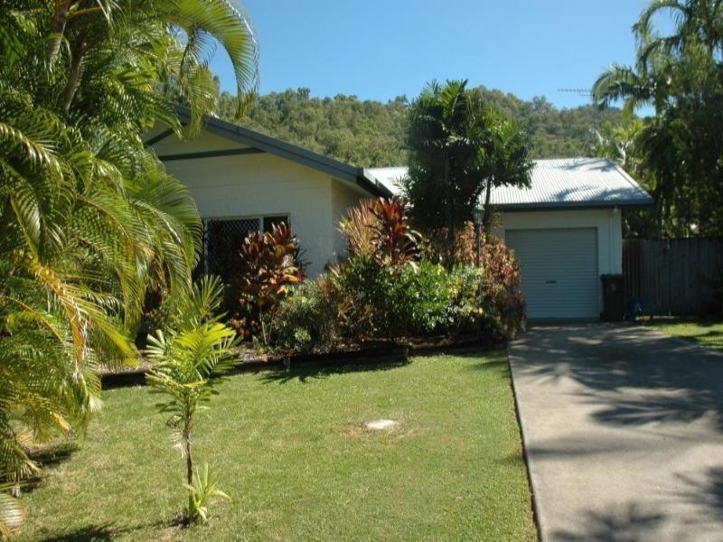 Clifton Beach QLD 4879