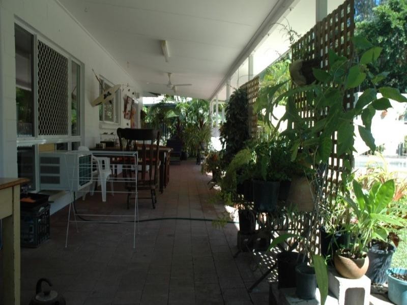 Clifton Beach QLD 4879