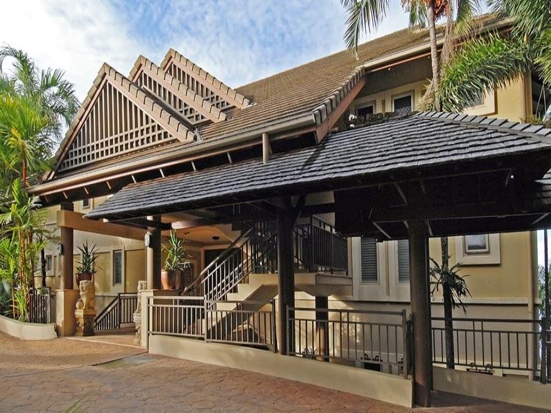 Palm Cove QLD 4879