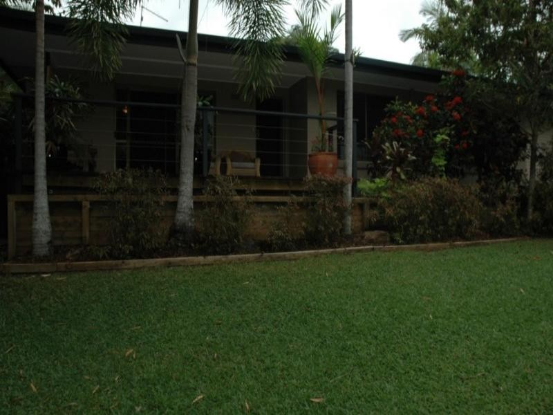 Clifton Beach QLD 4879