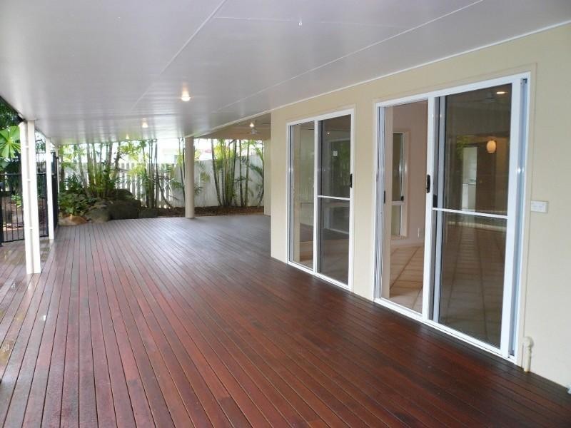 Kewarra Beach QLD 4879