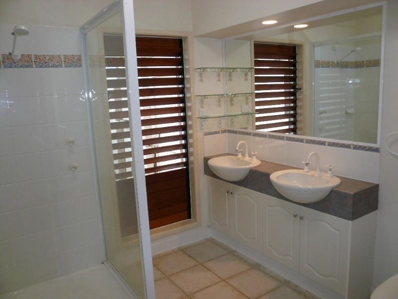 Kewarra Beach QLD 4879