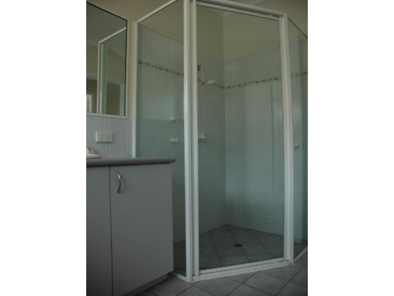 Kewarra Beach QLD 4879