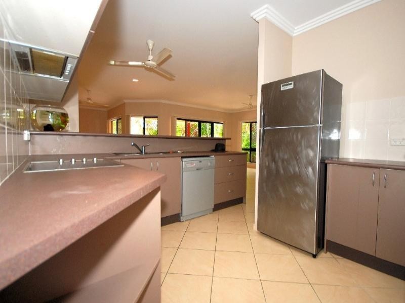 Kewarra Beach QLD 4879