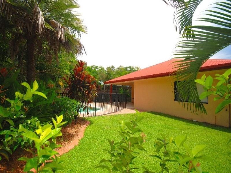 Kewarra Beach QLD 4879