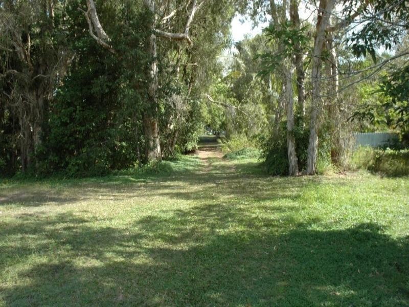 Clifton Beach QLD 4879