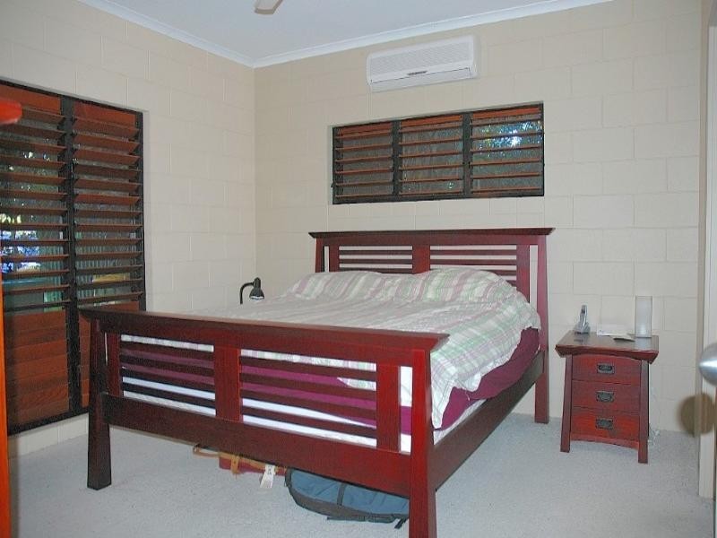 7 Carbeen Close, Holloways Beach QLD 4878