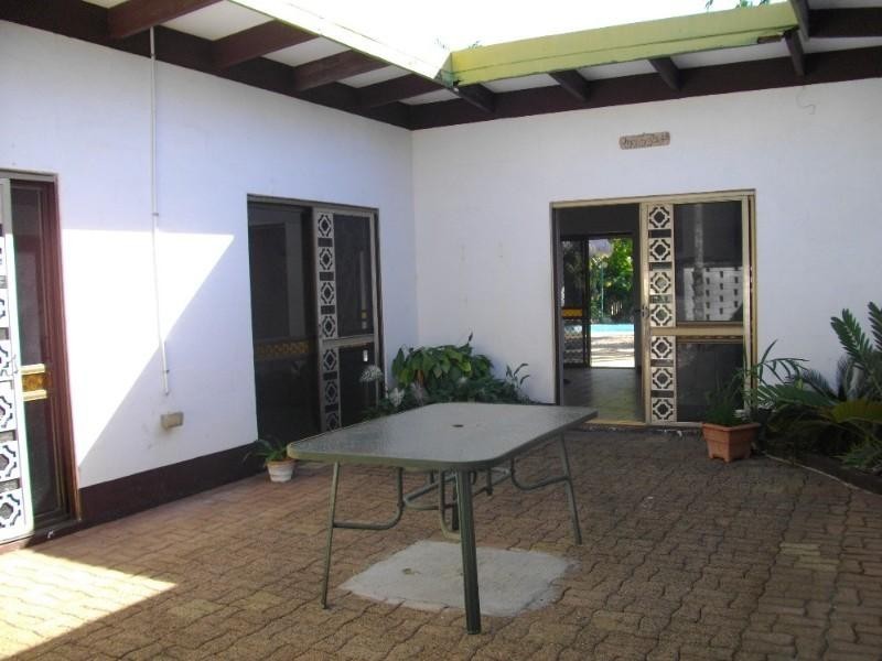 Yorkeys Knob QLD 4878