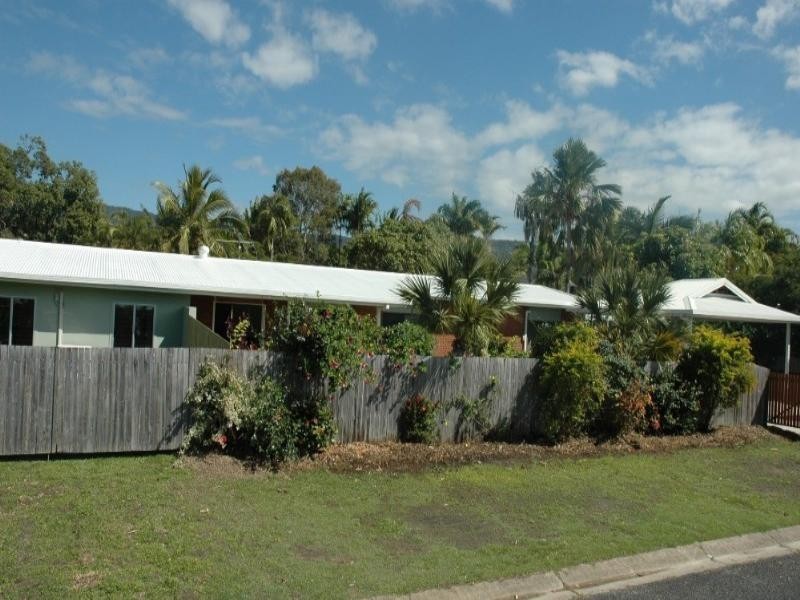 Kewarra Beach QLD 4879