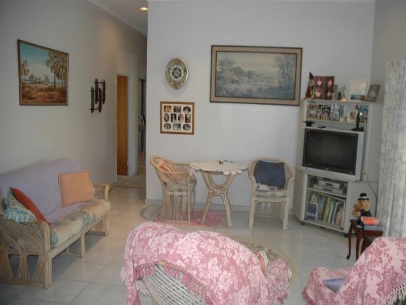 2 Escape Close, Clifton Beach QLD 4879