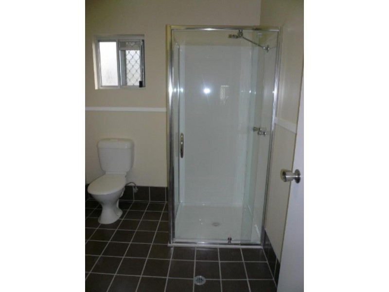 Mooroobool QLD 4870