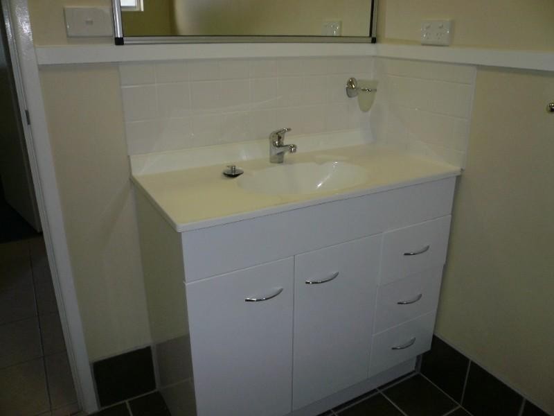 Mooroobool QLD 4870