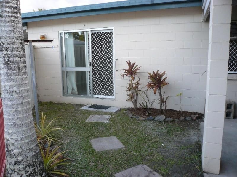 Mooroobool QLD 4870