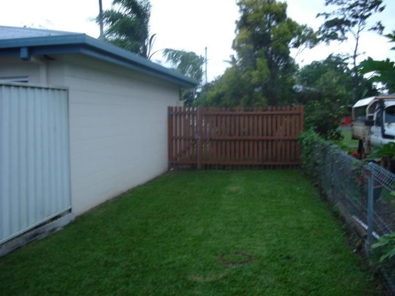 Mooroobool QLD 4870