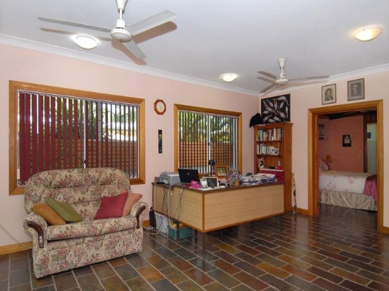 41 Willow Street, Holloways Beach QLD 4878