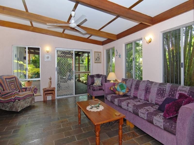 41 Willow Street, Holloways Beach QLD 4878