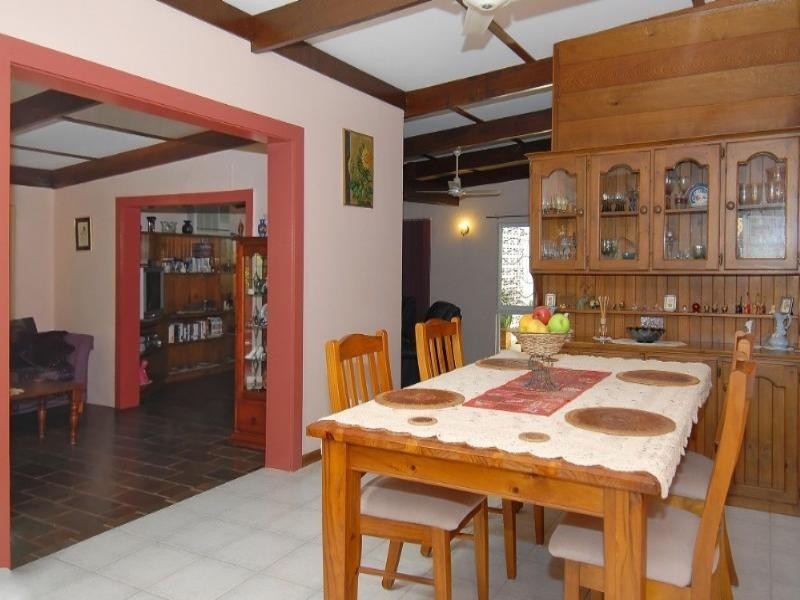 41 Willow Street, Holloways Beach QLD 4878