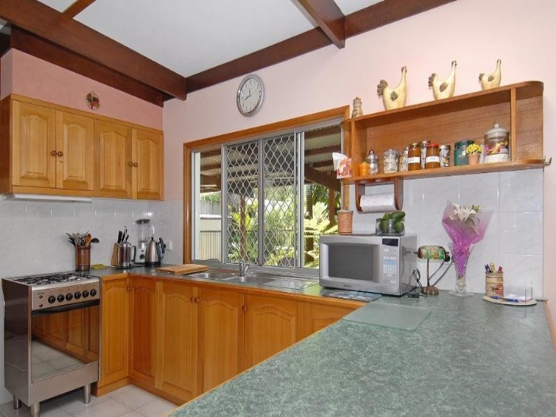 41 Willow Street, Holloways Beach QLD 4878