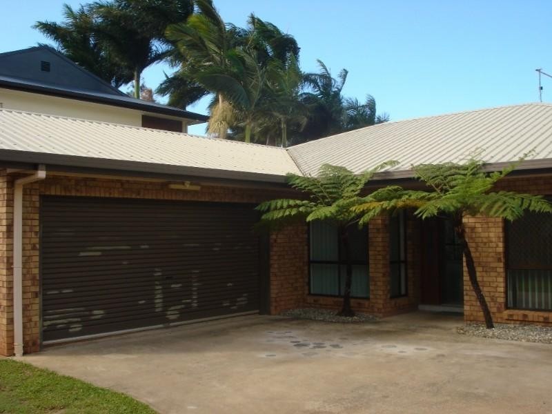 Redlynch QLD 4870