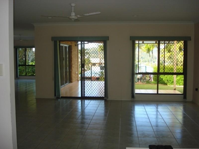 Redlynch QLD 4870
