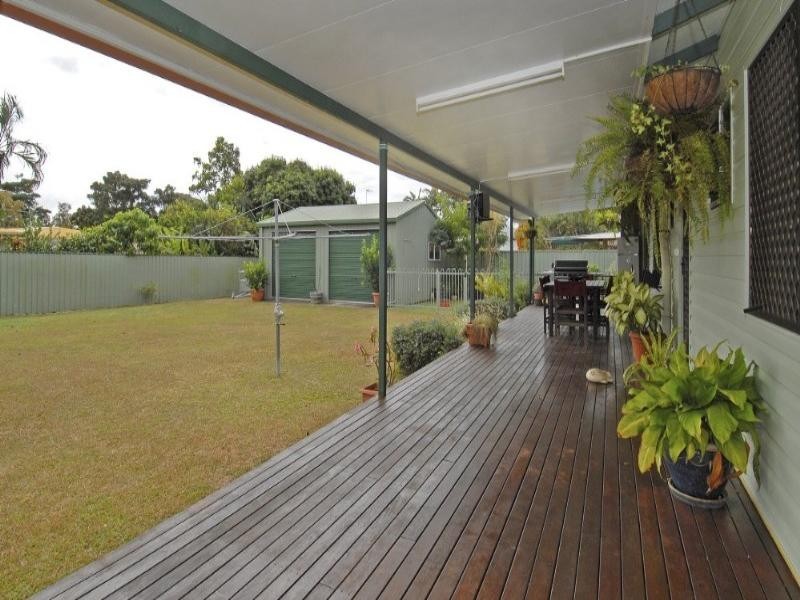 12 Stanton Road, Smithfield QLD 4878
