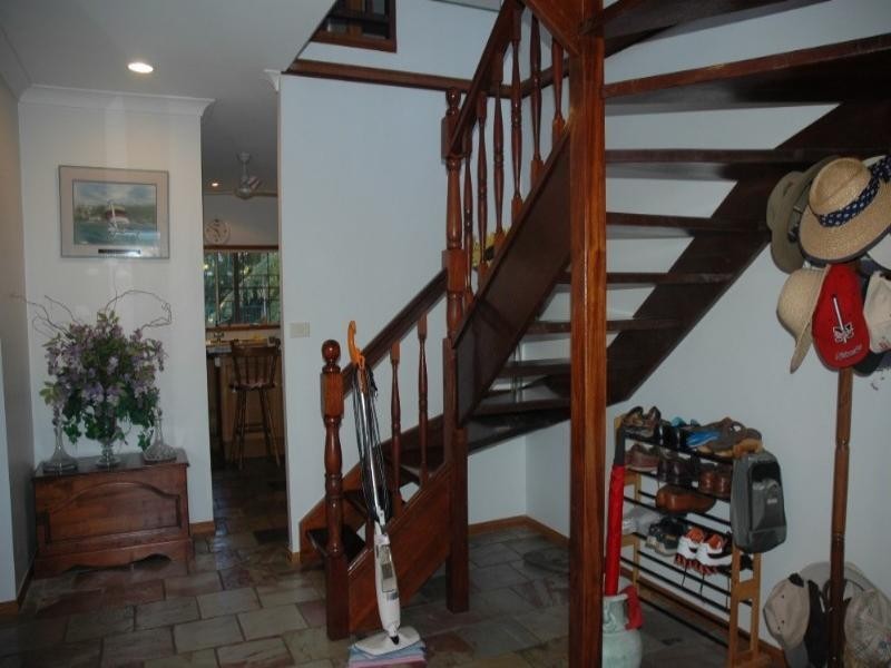 8 Carrum Close, Kewarra Beach QLD 4879