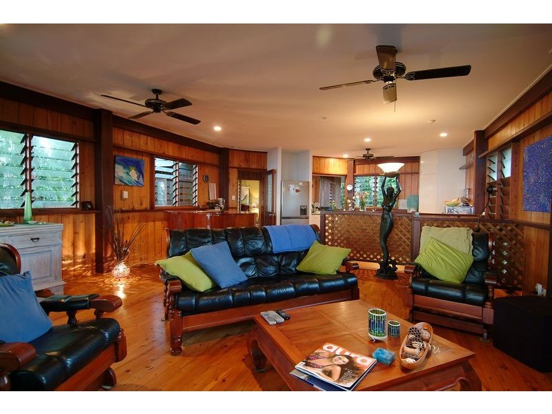 Clifton Beach QLD 4879