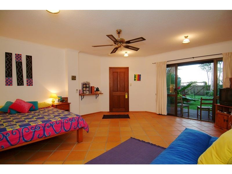 Clifton Beach QLD 4879