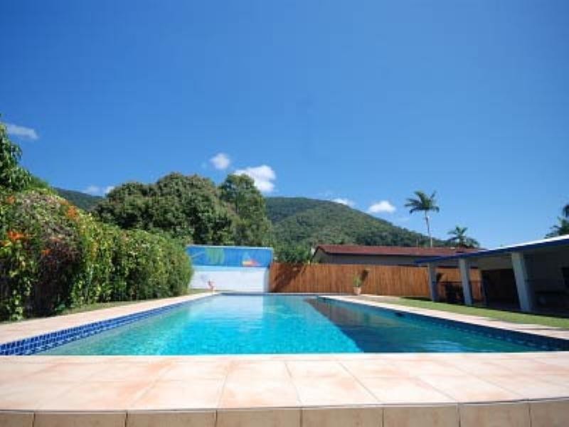 63 Terebra Street, Palm Cove QLD 4879