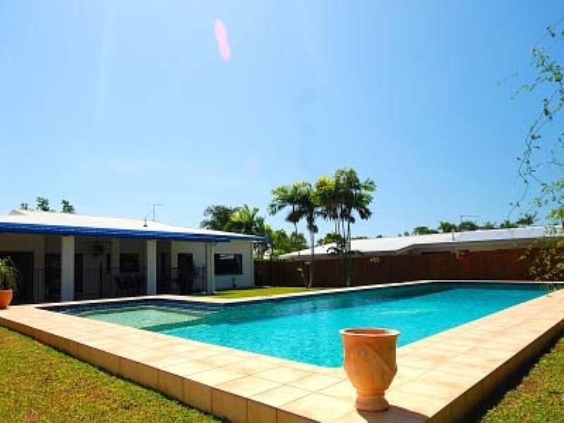 63 Terebra Street, Palm Cove QLD 4879