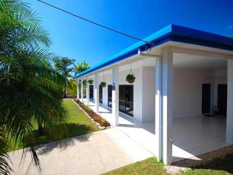 63 Terebra Street, Palm Cove QLD 4879