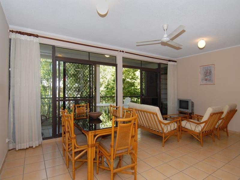 1/5 Amphora Street, Palm Cove QLD 4879