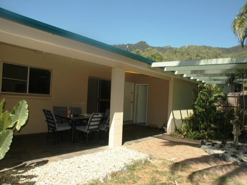 20 Cambrian Avenue, Smithfield QLD 4878