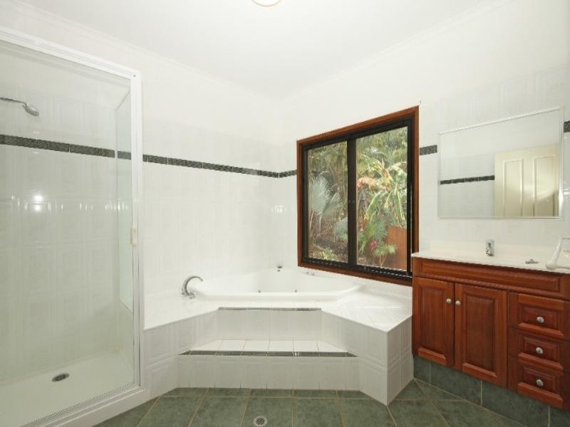 8-12 Darkin Close, Smithfield QLD 4878