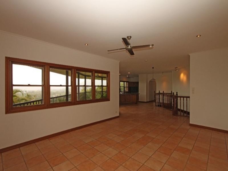 8-12 Darkin Close, Smithfield QLD 4878