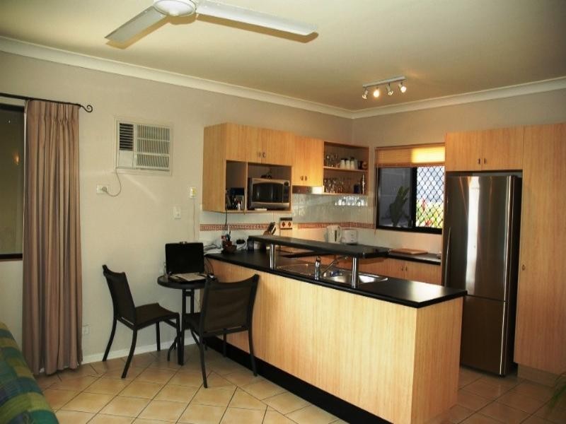 12/106 Moore Street, Trinity Beach QLD 4879