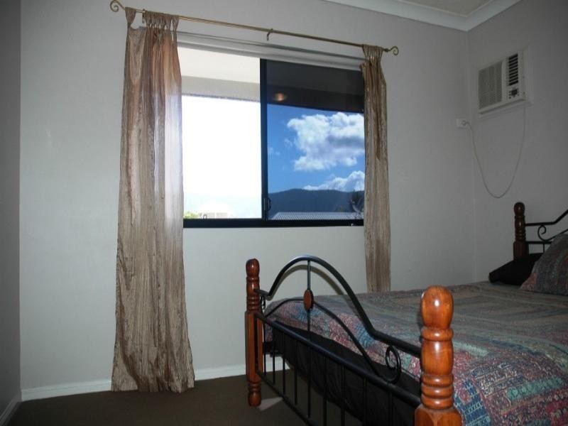 12/106 Moore Street, Trinity Beach QLD 4879