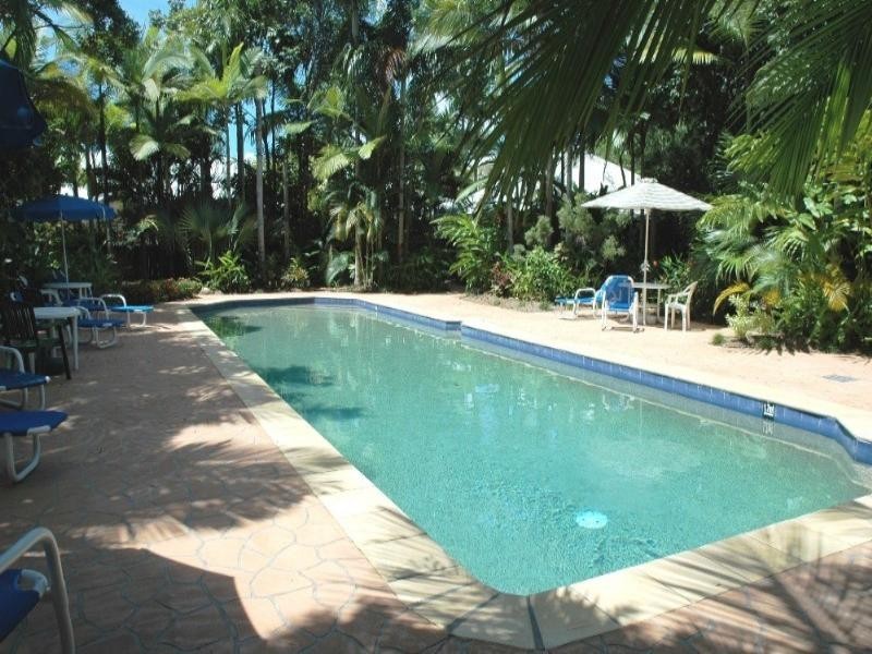 Palm Cove QLD 4879