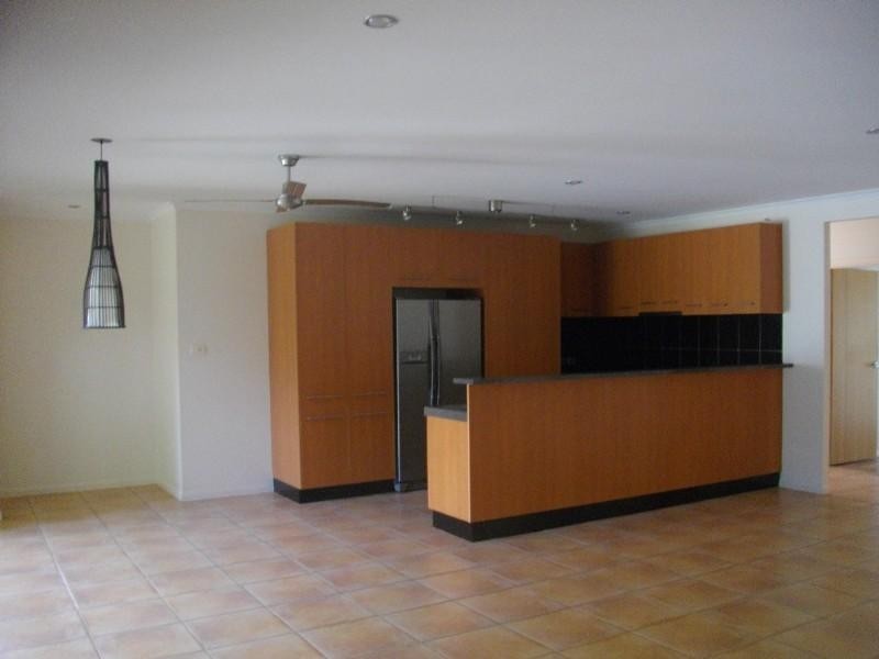 Clifton Beach QLD 4879