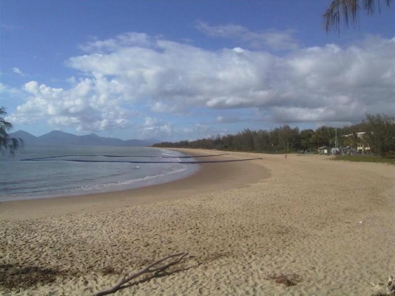 Yorkeys Knob QLD 4878