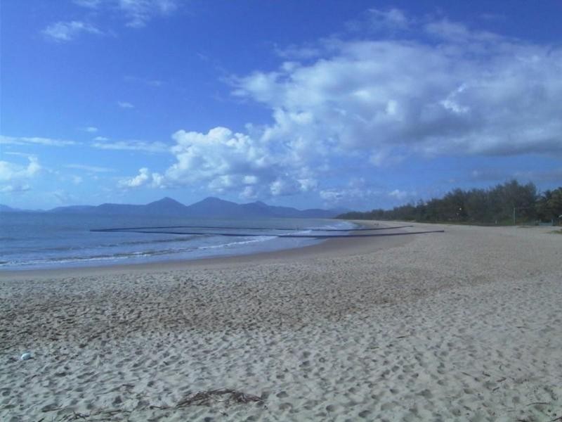 Yorkeys Knob QLD 4878