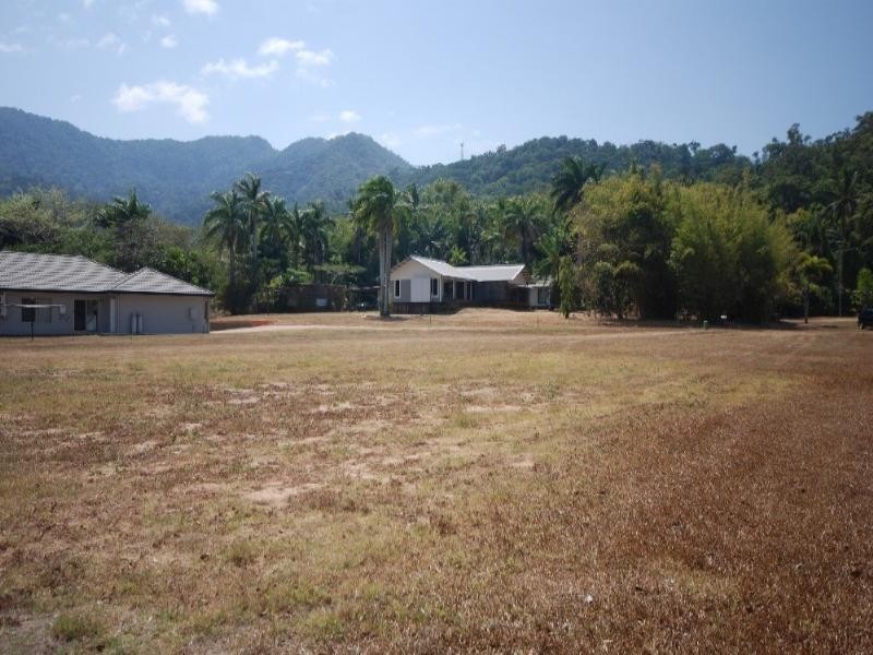 Smithfield QLD 4878